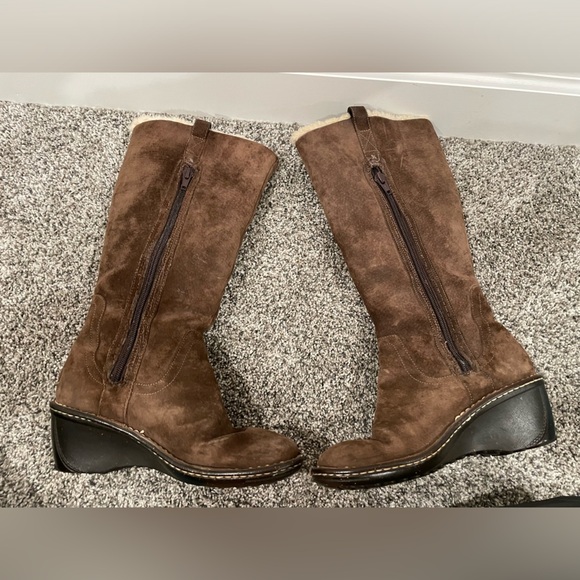 UGG Hartley brown suede knee high boots for women, size 8 - Picture 8 of 13